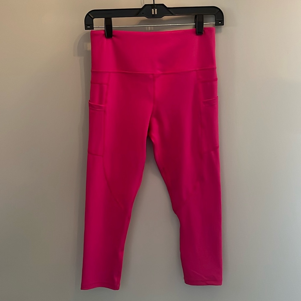 Zyia Active capri leggings size 6-8